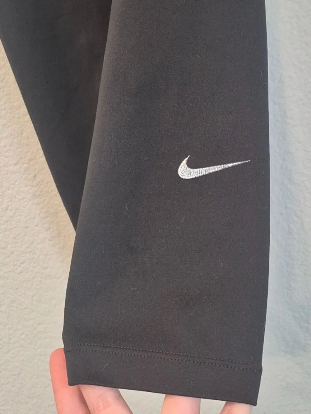 Nike Dri-FIT Black Capri Yoga Pants Leggings Mid-Rise Activewear Gym Womens XS
